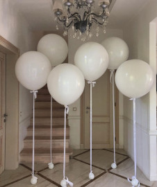 Шар Гигант на атласной ленте, Белый